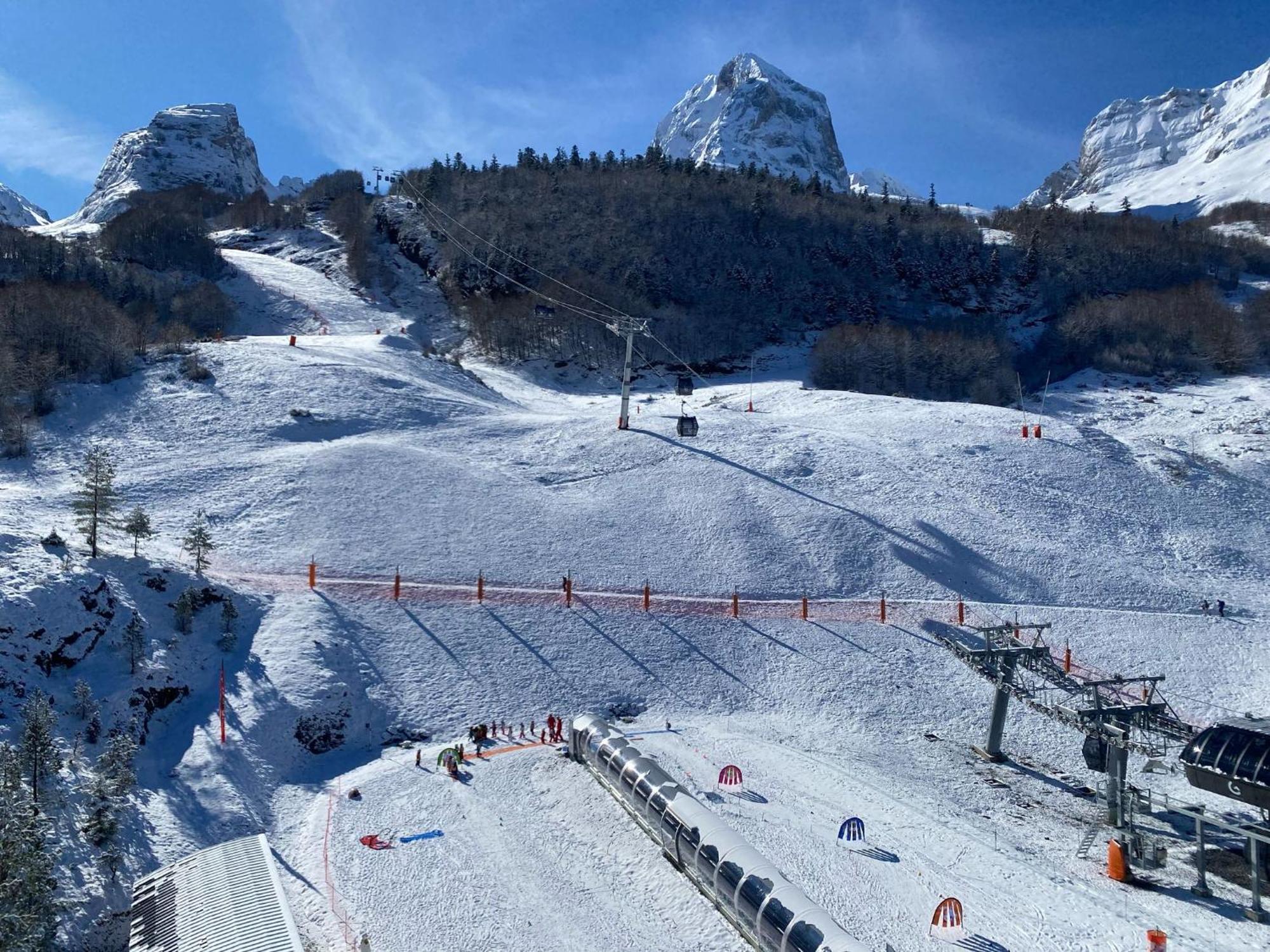 Le Skidoux 2*, Au Pied Des Pistes, Vue Montagne Gourette Eksteriør billede